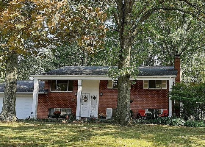 956 Ramsey Dr, Mansfield, OH 44905-2350