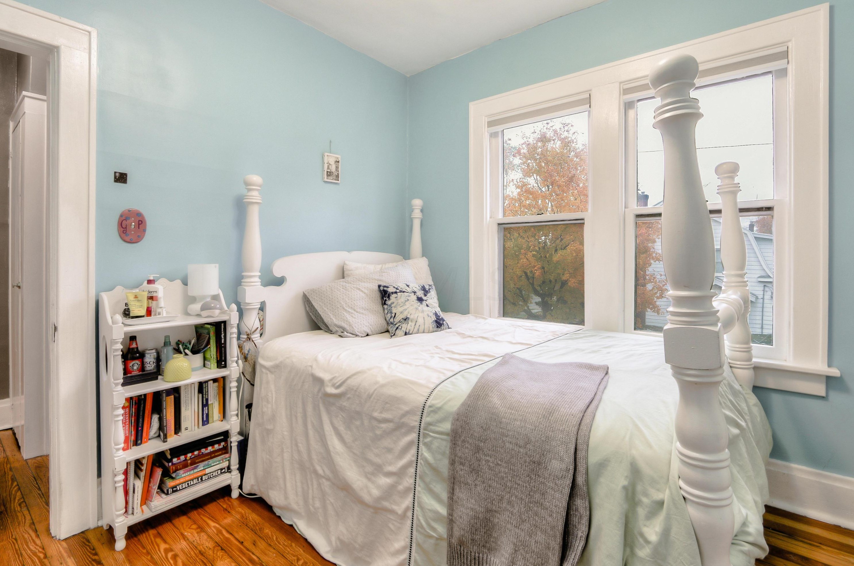 1407 Mulford Rd, Columbus OH 43212-3403 exterior