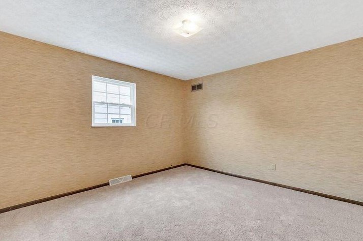 946 Roosevelt Ave, Columbus OH 43209-7507 exterior