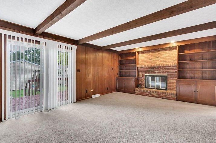 946 Roosevelt Ave, Columbus OH 43209-7507 exterior