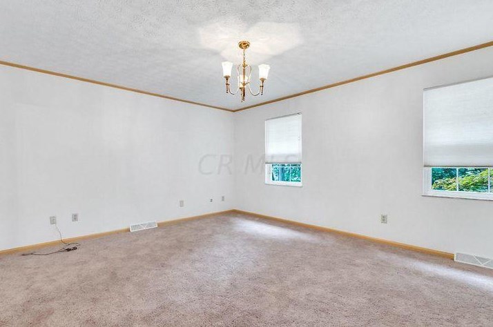 946 Roosevelt Ave, Columbus OH 43209-7507 exterior