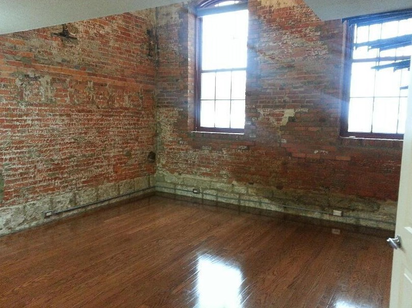 544 S Front St Apt 106, Columbus, OH 43215