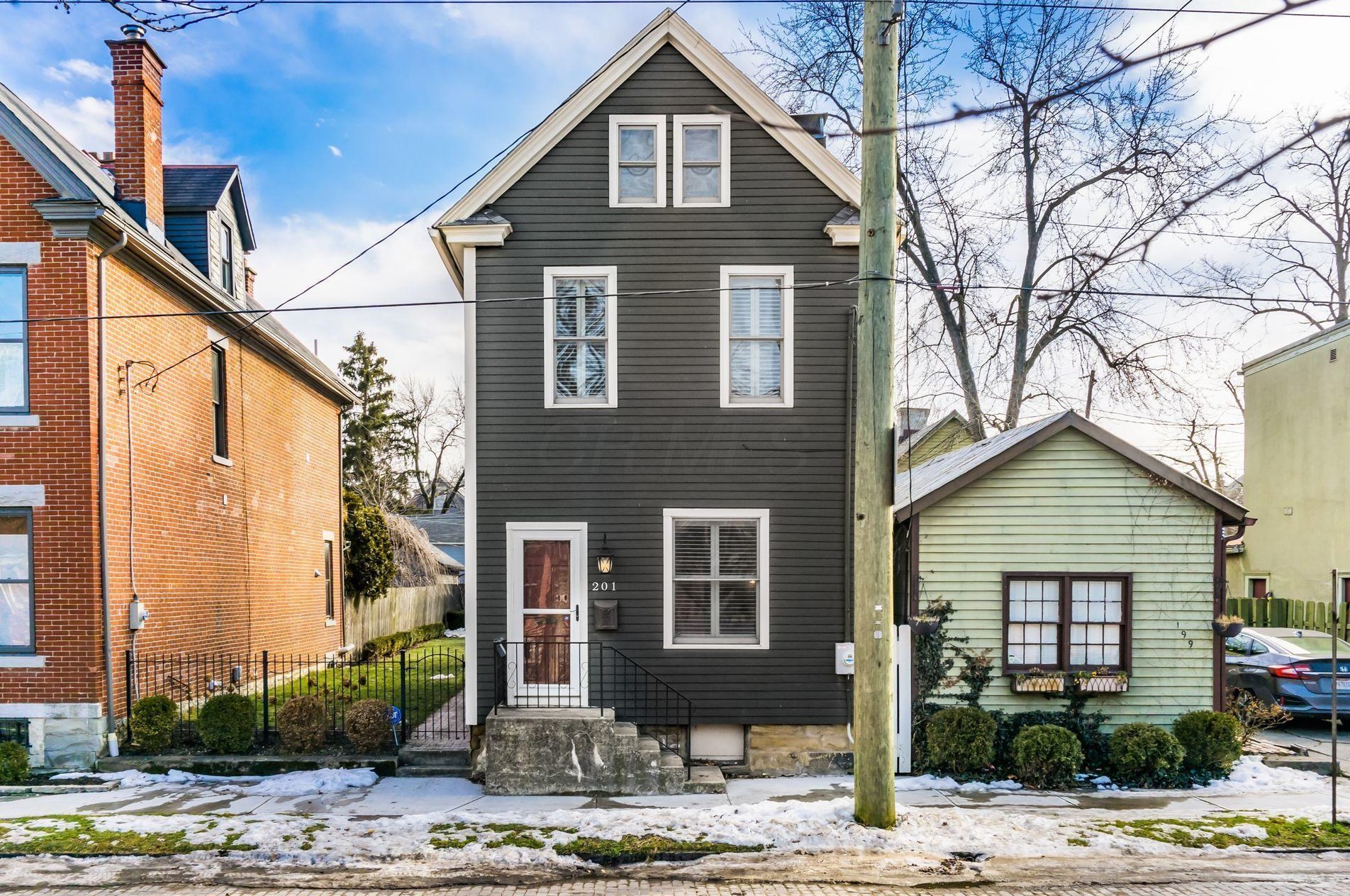 201 Whittier St, Columbus, OH 43206-2638