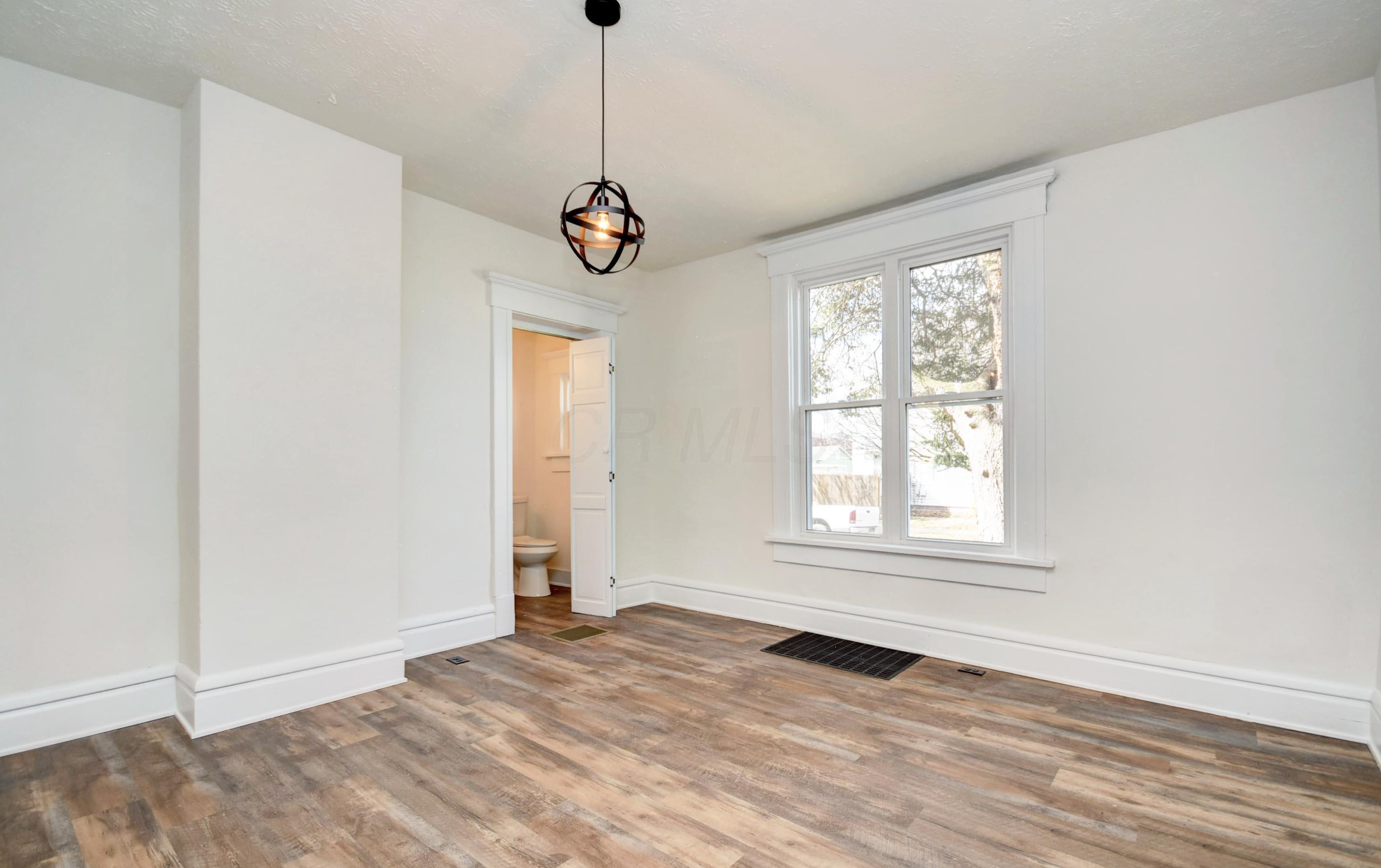 61 Welch Ave, Columbus OH 43207-2008 exterior