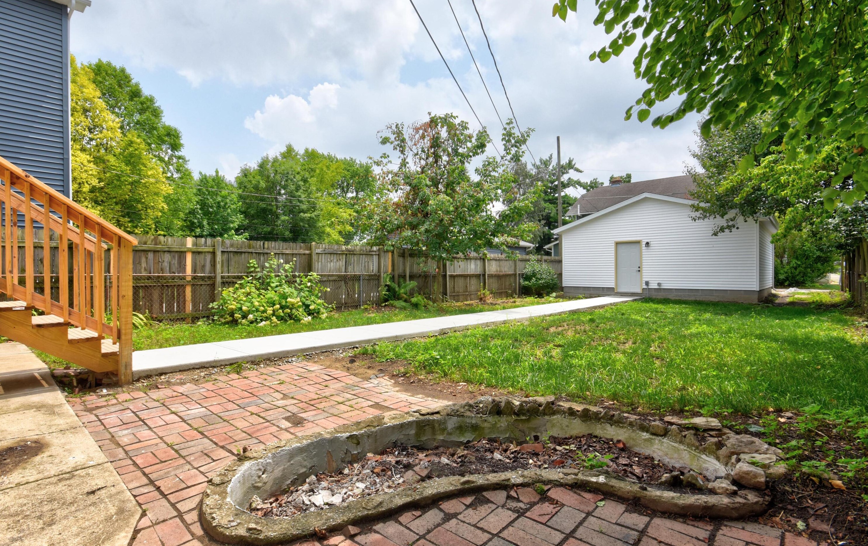 61 Welch Ave, Columbus OH 43207-2008 exterior