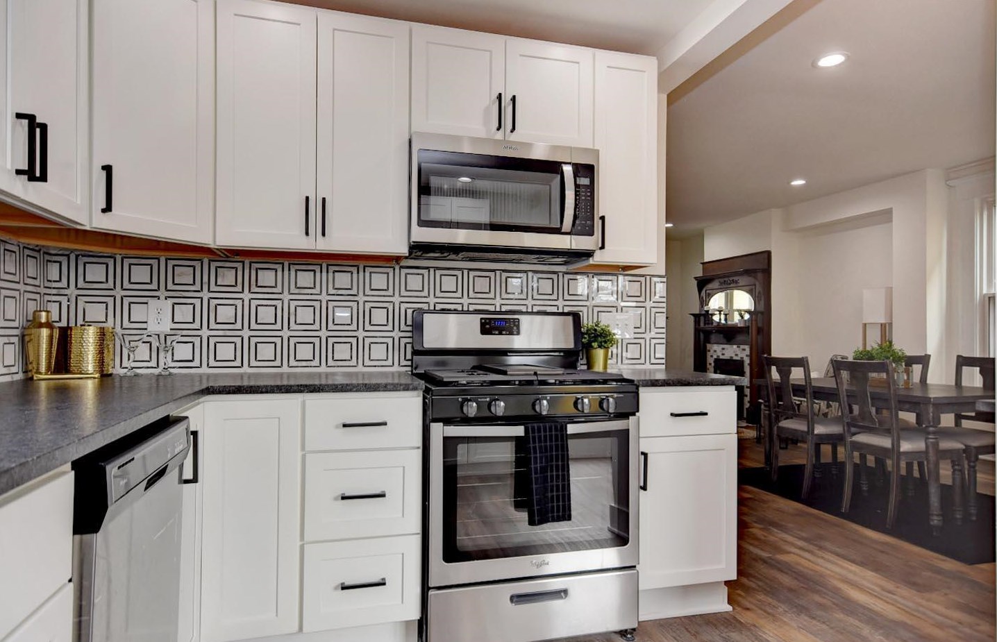 61 Welch Ave, Columbus OH 43207-2008 exterior