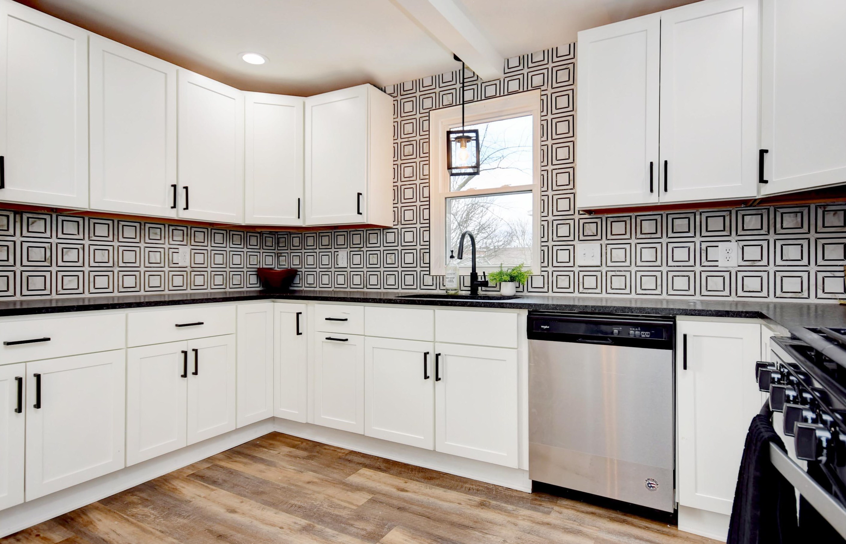 61 Welch Ave, Columbus OH 43207-2008 exterior