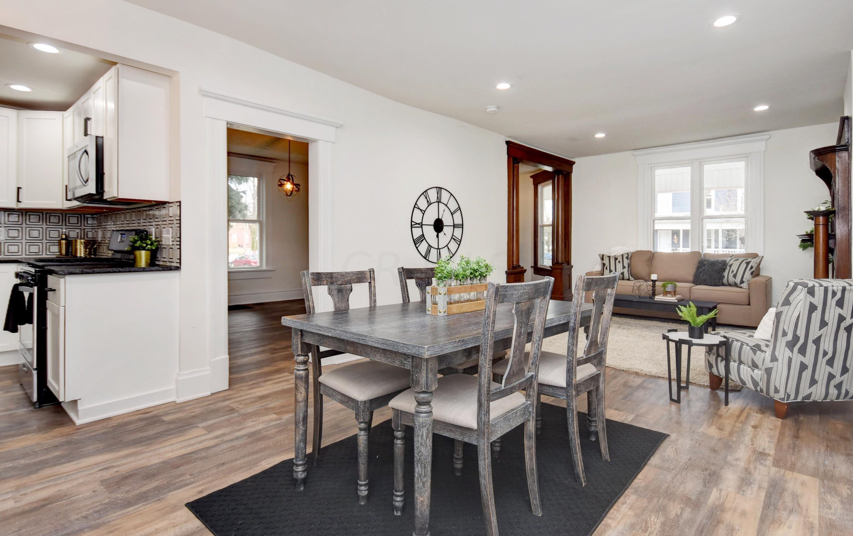 61 Welch Ave, Columbus OH 43207-2008 exterior