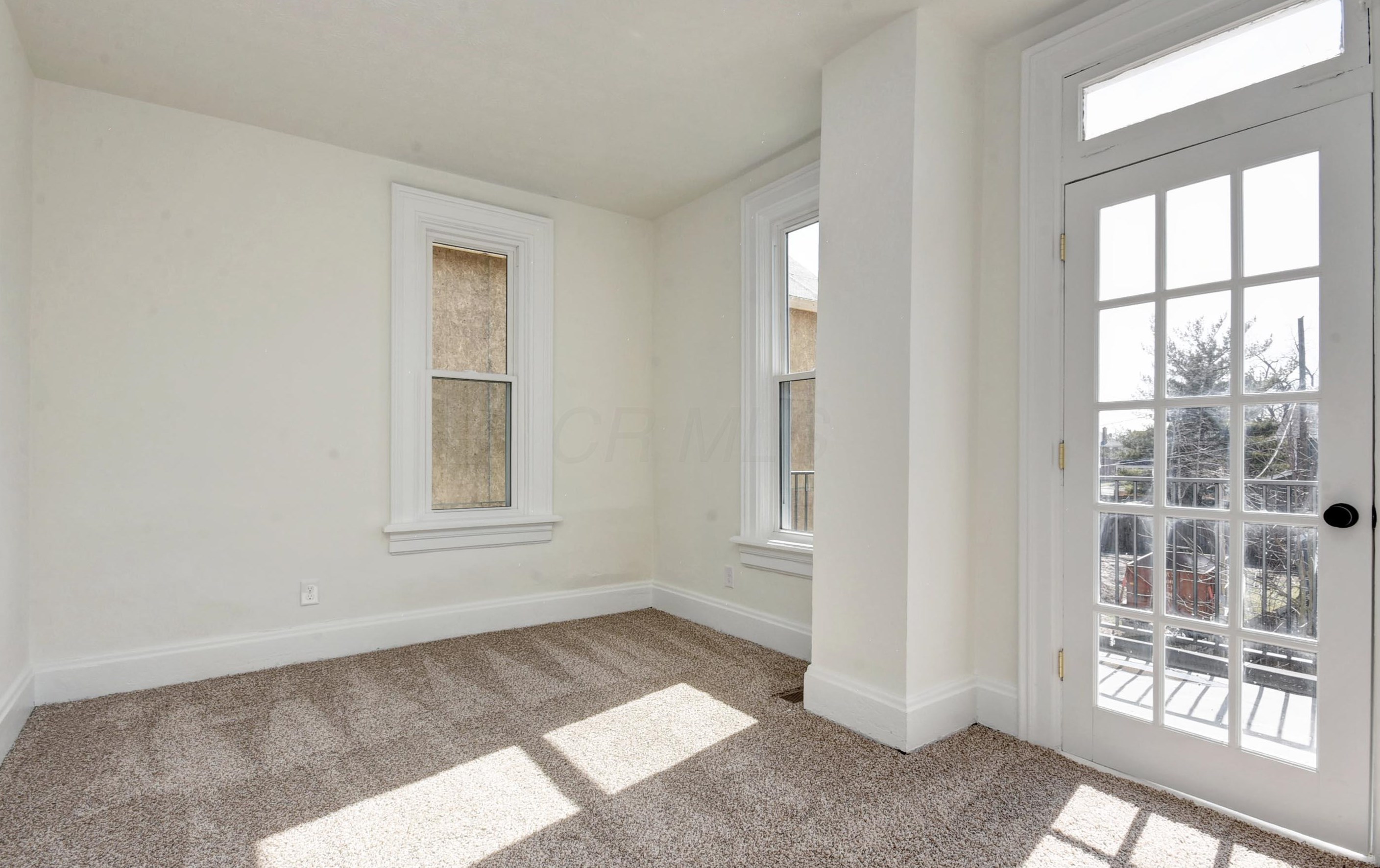 61 Welch Ave, Columbus OH 43207-2008 exterior