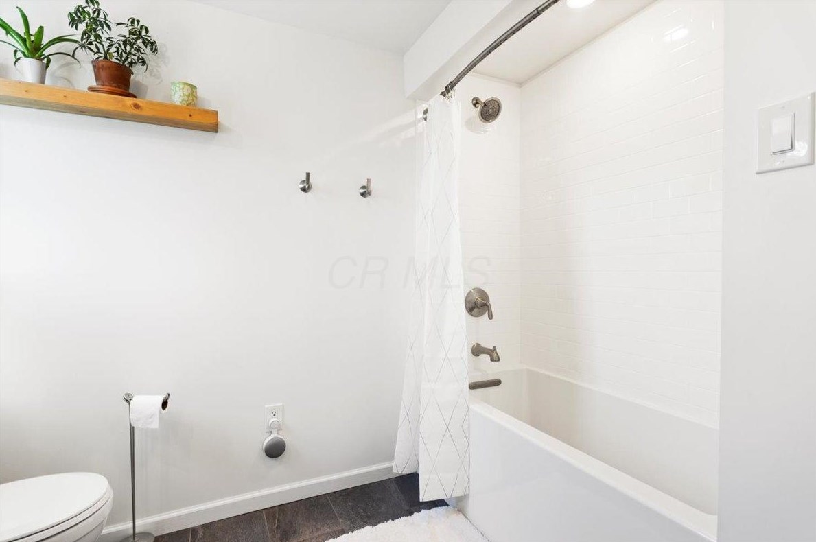 226 Kellner Rd, Columbus OH 43209-1531 exterior