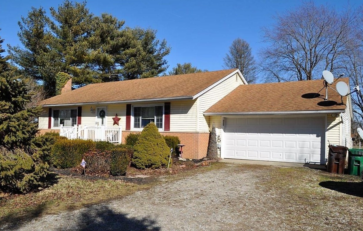 11050 Lancaster Newark Rd, Millersport, OH 43046-9735