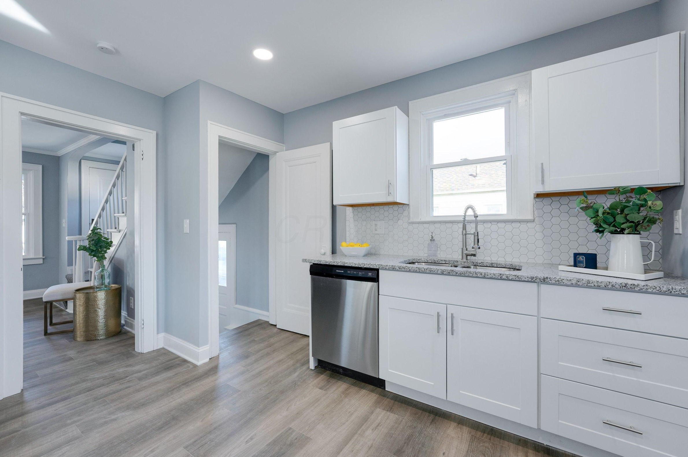 1004 Bulen Ave, Columbus OH 43206-1808 exterior