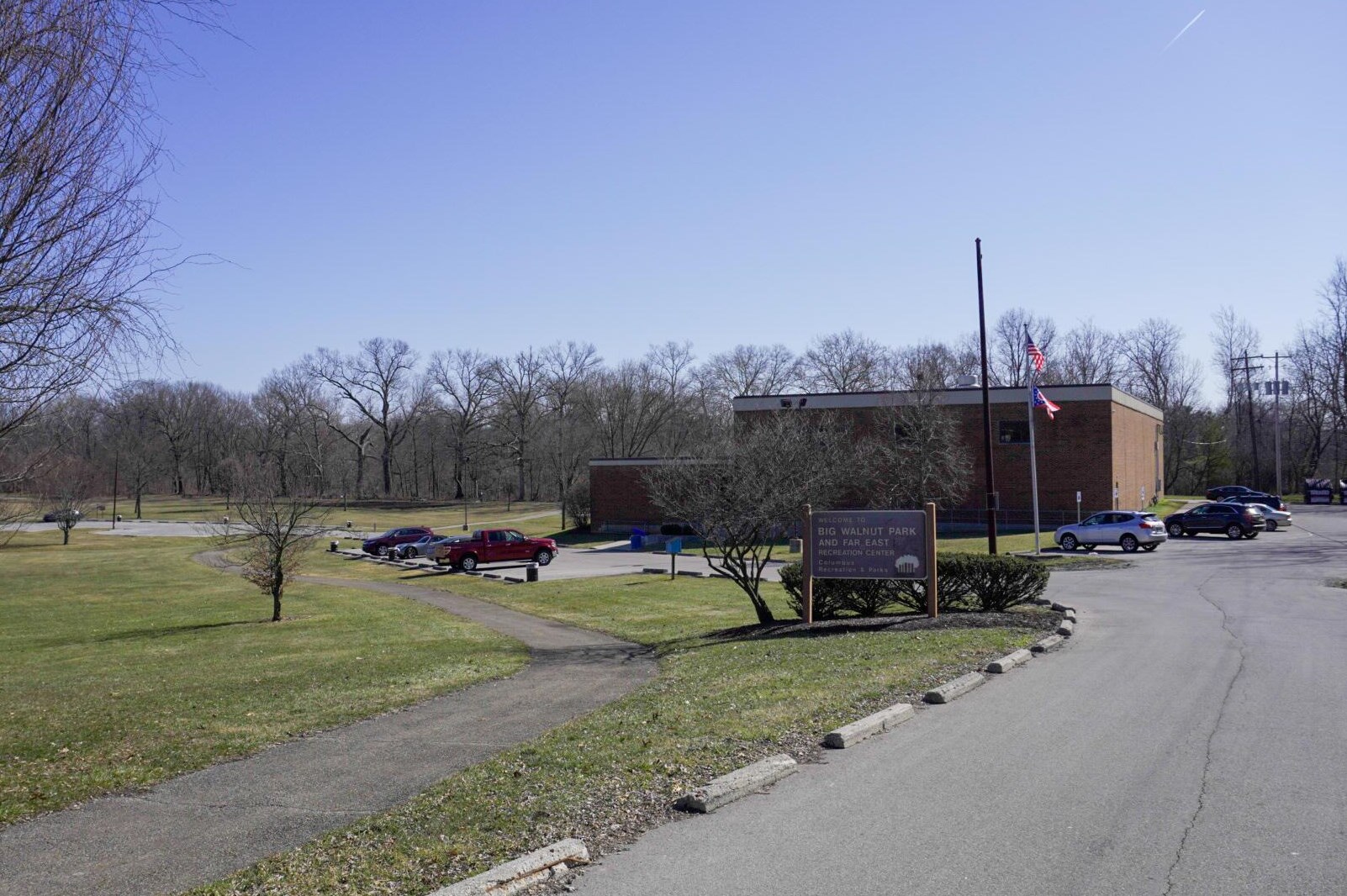 1781 Lattimer Dr, Columbus OH 43227-2570 exterior