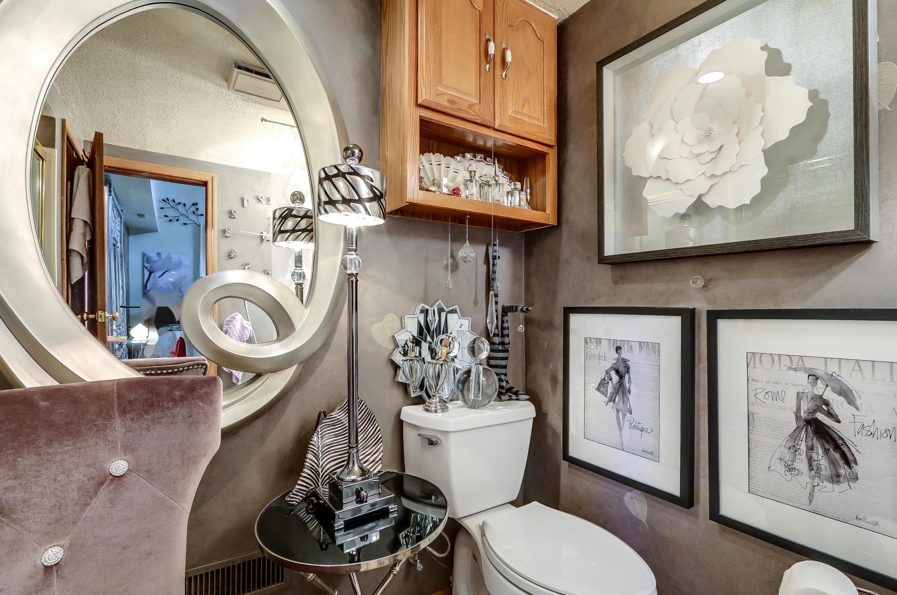 6206 Hutchinson St, Columbus OH 43085-2800 exterior