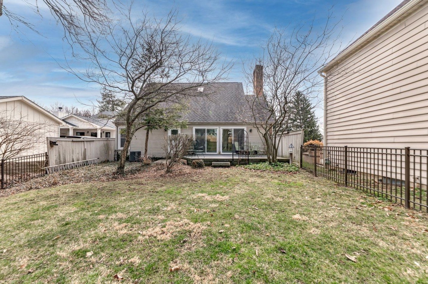 226 Dublin Granville Rd, Columbus OH 43085-3185 exterior