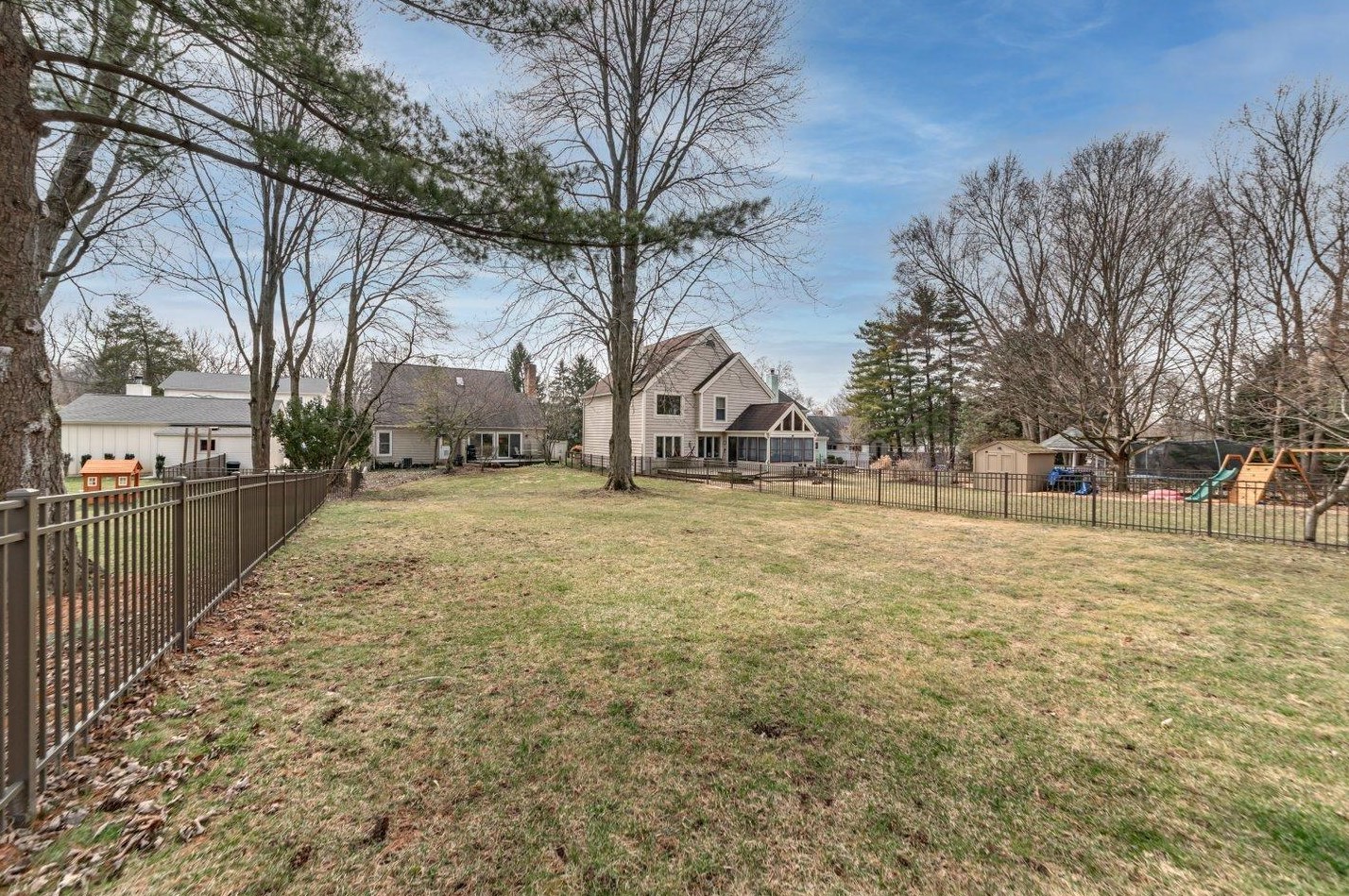 226 Dublin Granville Rd, Columbus OH 43085-3185 exterior