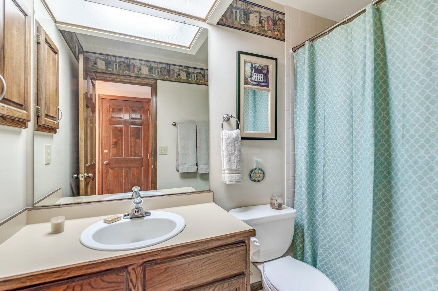 226 Dublin Granville Rd, Columbus OH 43085-3185 exterior