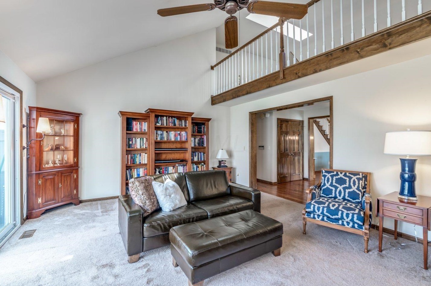 226 Dublin Granville Rd, Columbus OH 43085-3185 exterior