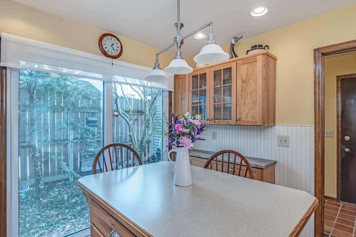 226 Dublin Granville Rd, Columbus OH 43085-3185 exterior