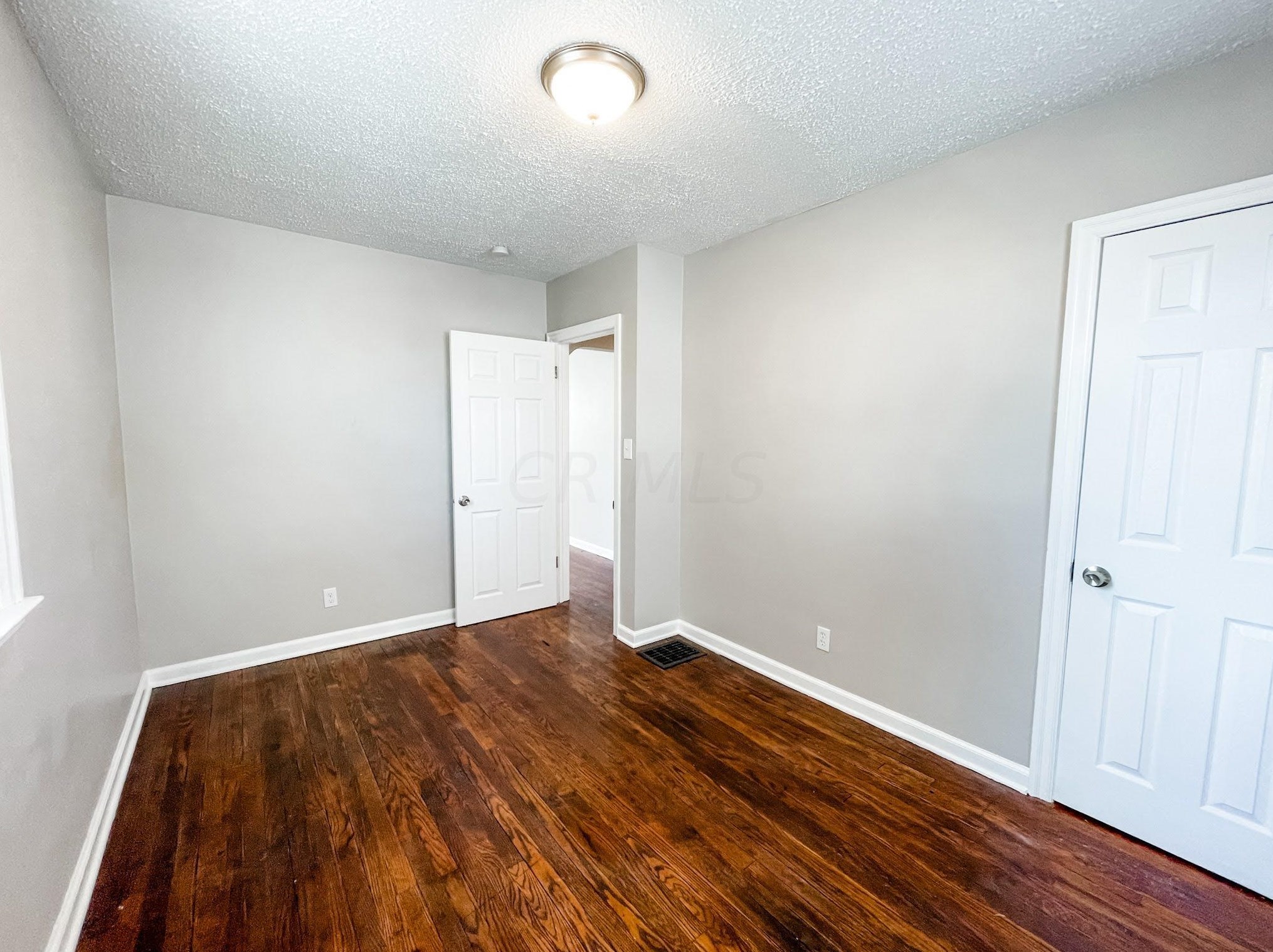 986 20 Ave, Columbus OH 43211-2466 exterior