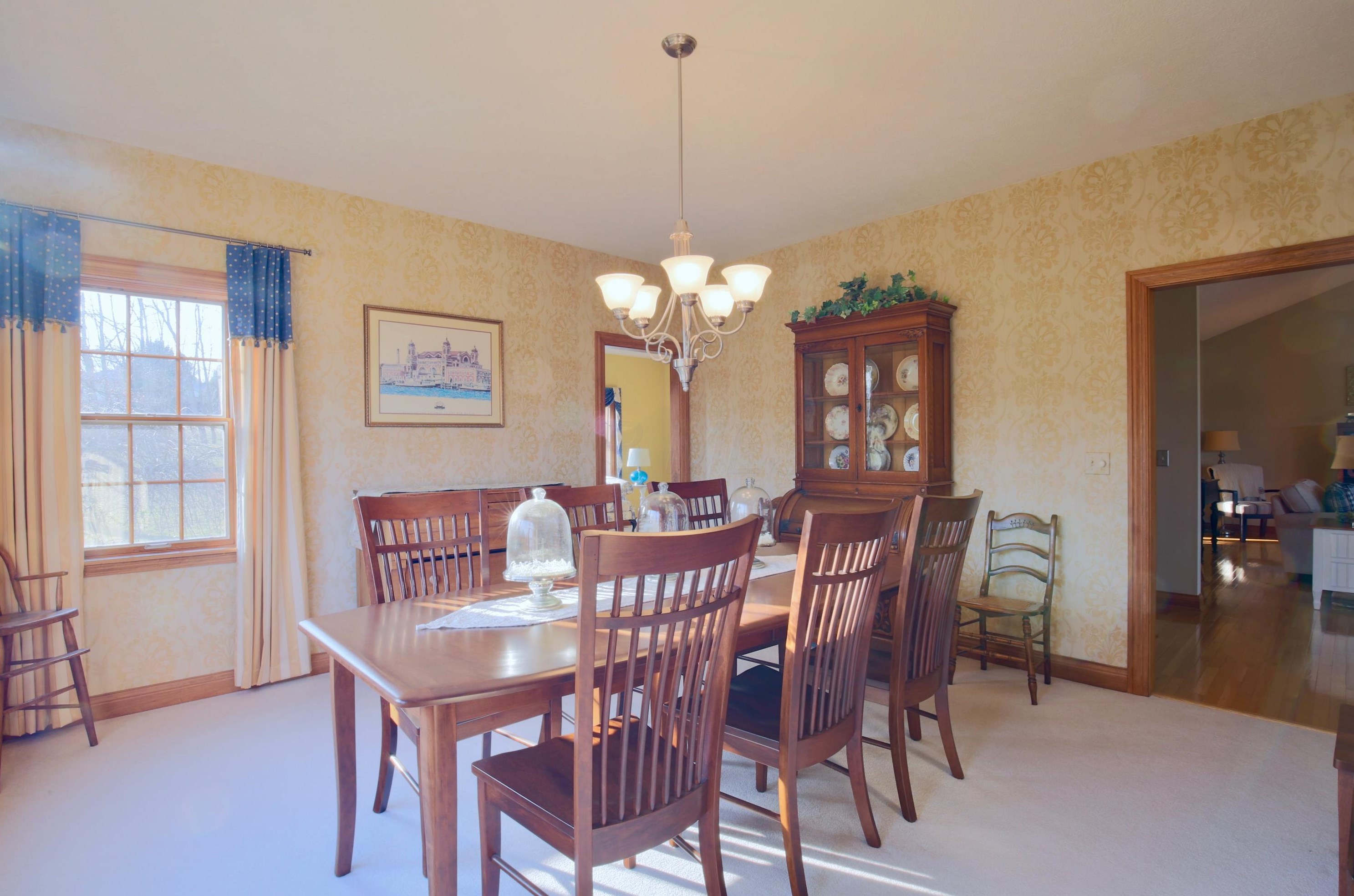 1400 Pine Crest Dr, Lancaster OH 43130-7731 exterior