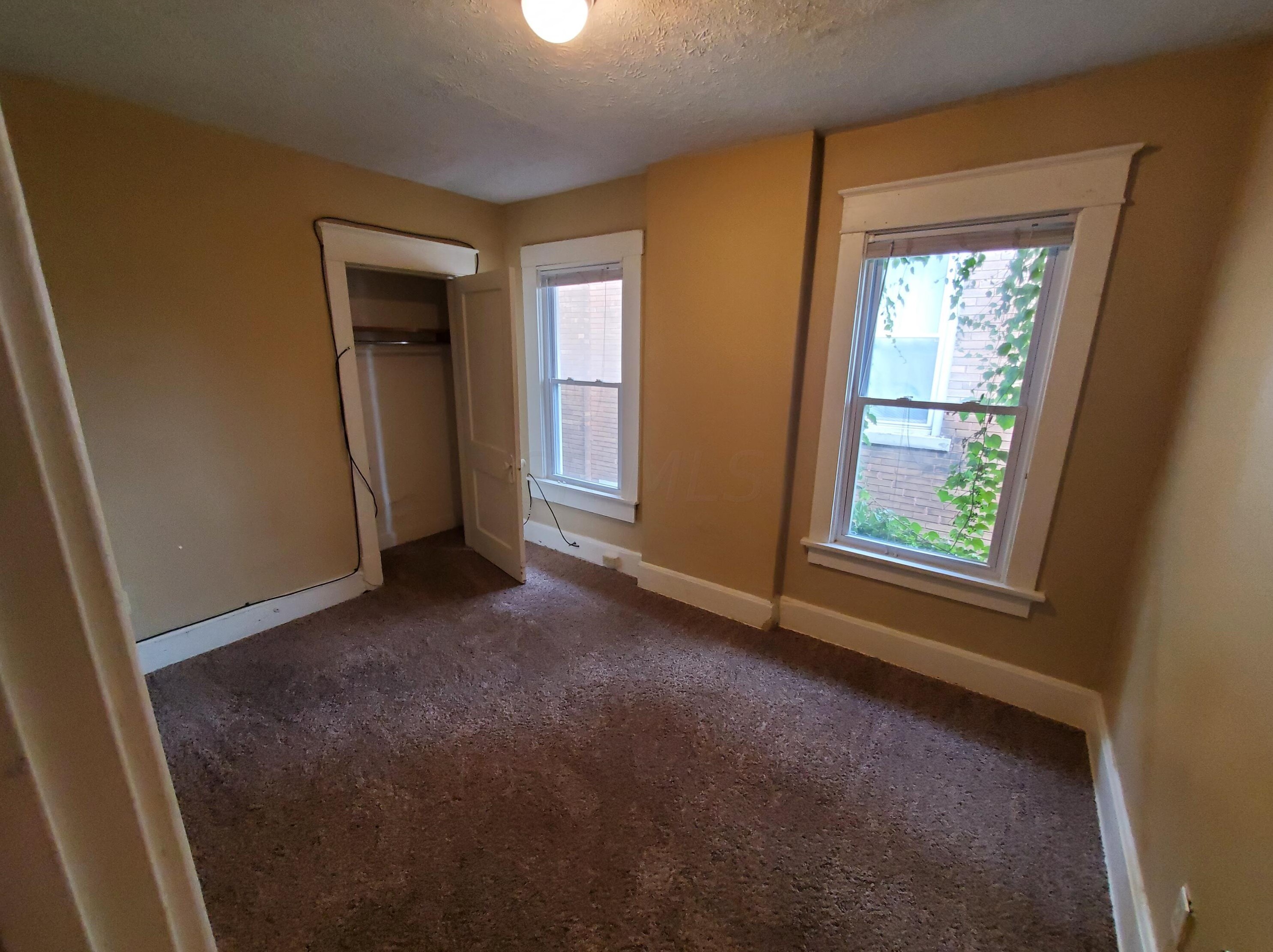 397 Chittenden Ave, Columbus OH 43201-4147 exterior