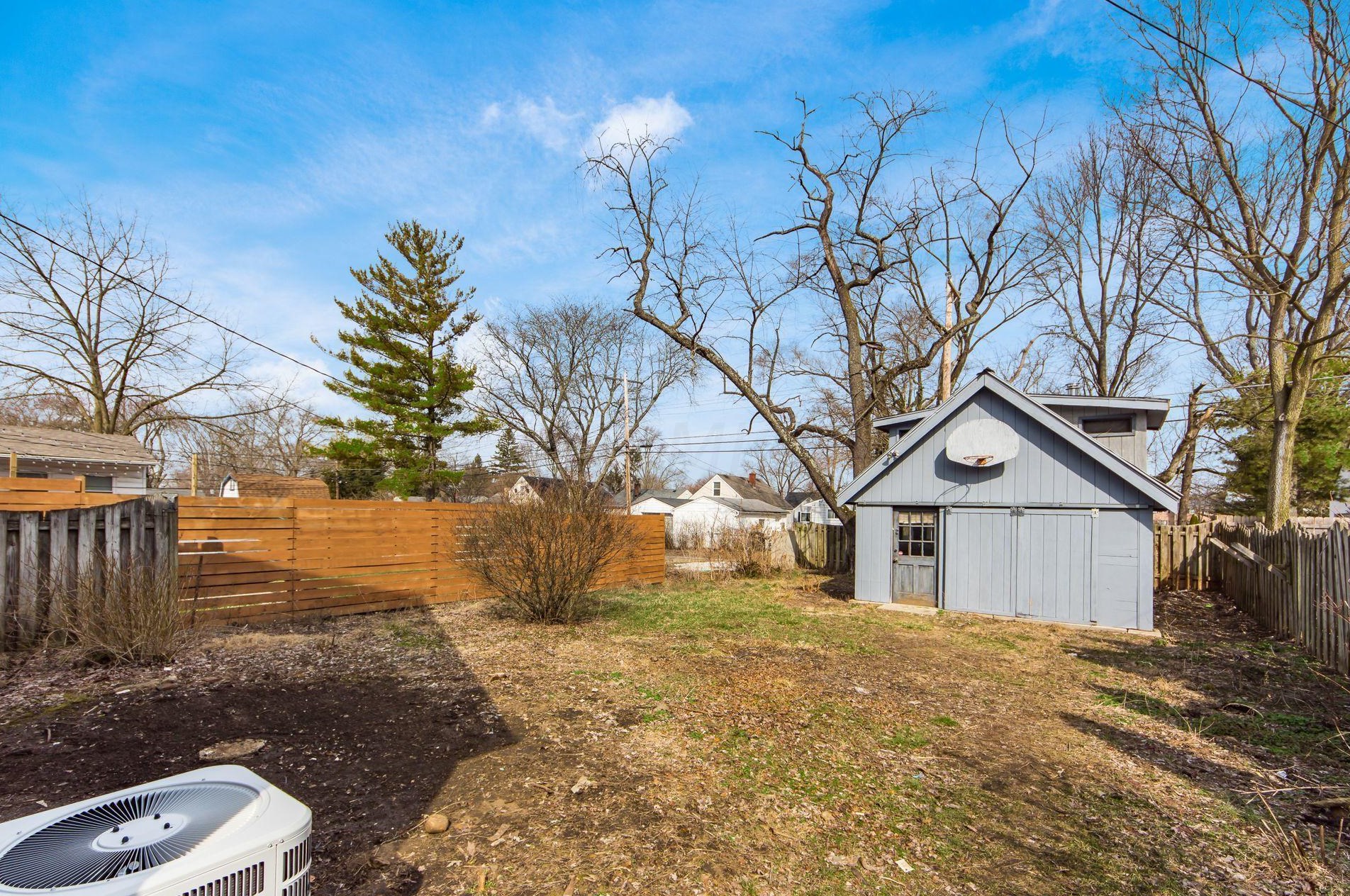 92 Kanawha Ave, Columbus OH 43214-1208 exterior