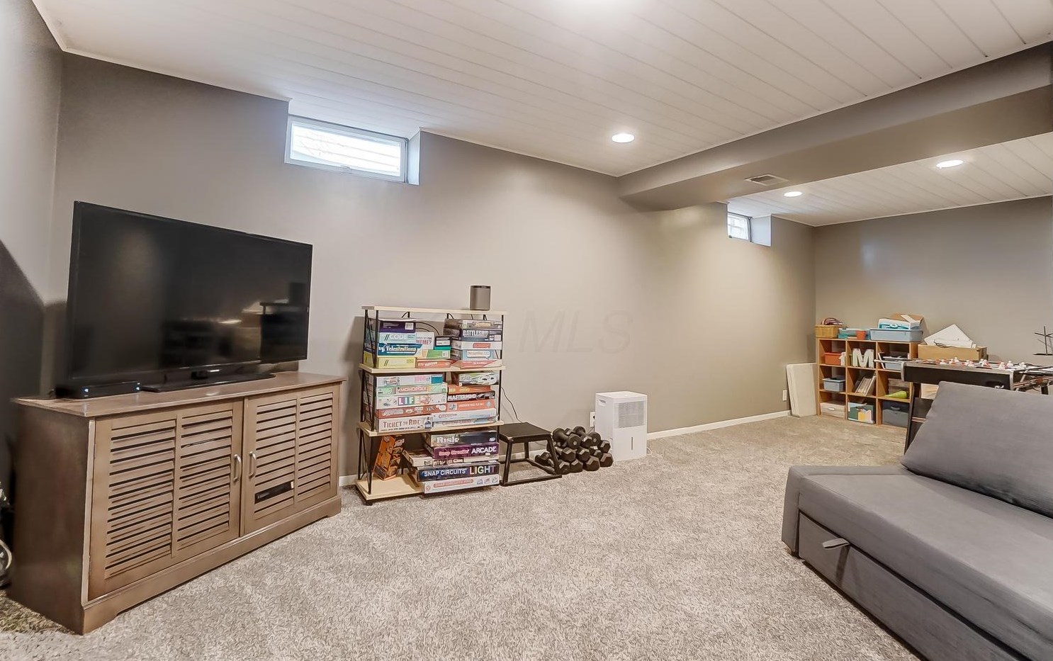 3884 Equestrian Ct, Columbus OH 43221-5902 exterior