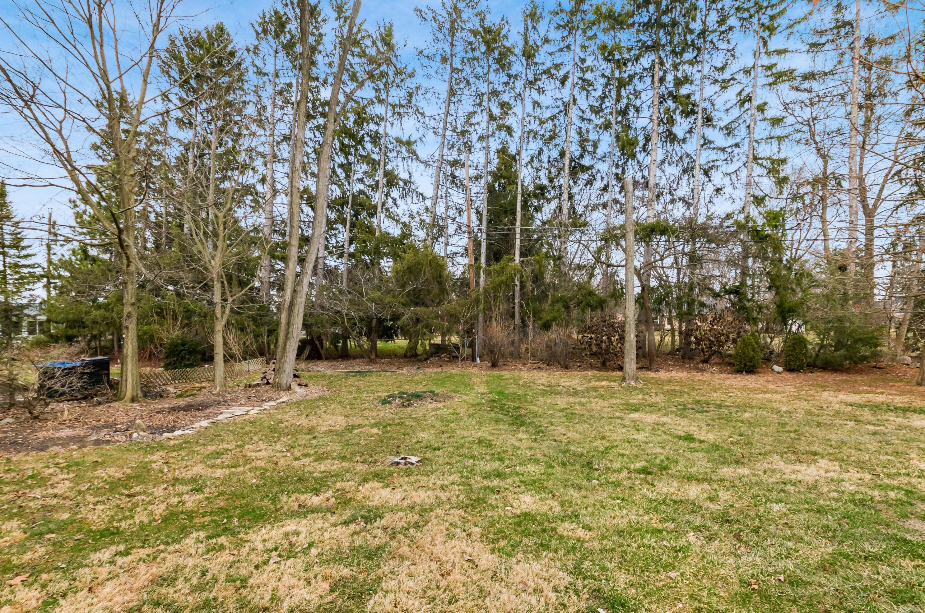 1358 Reymond Rd, Columbus OH exterior