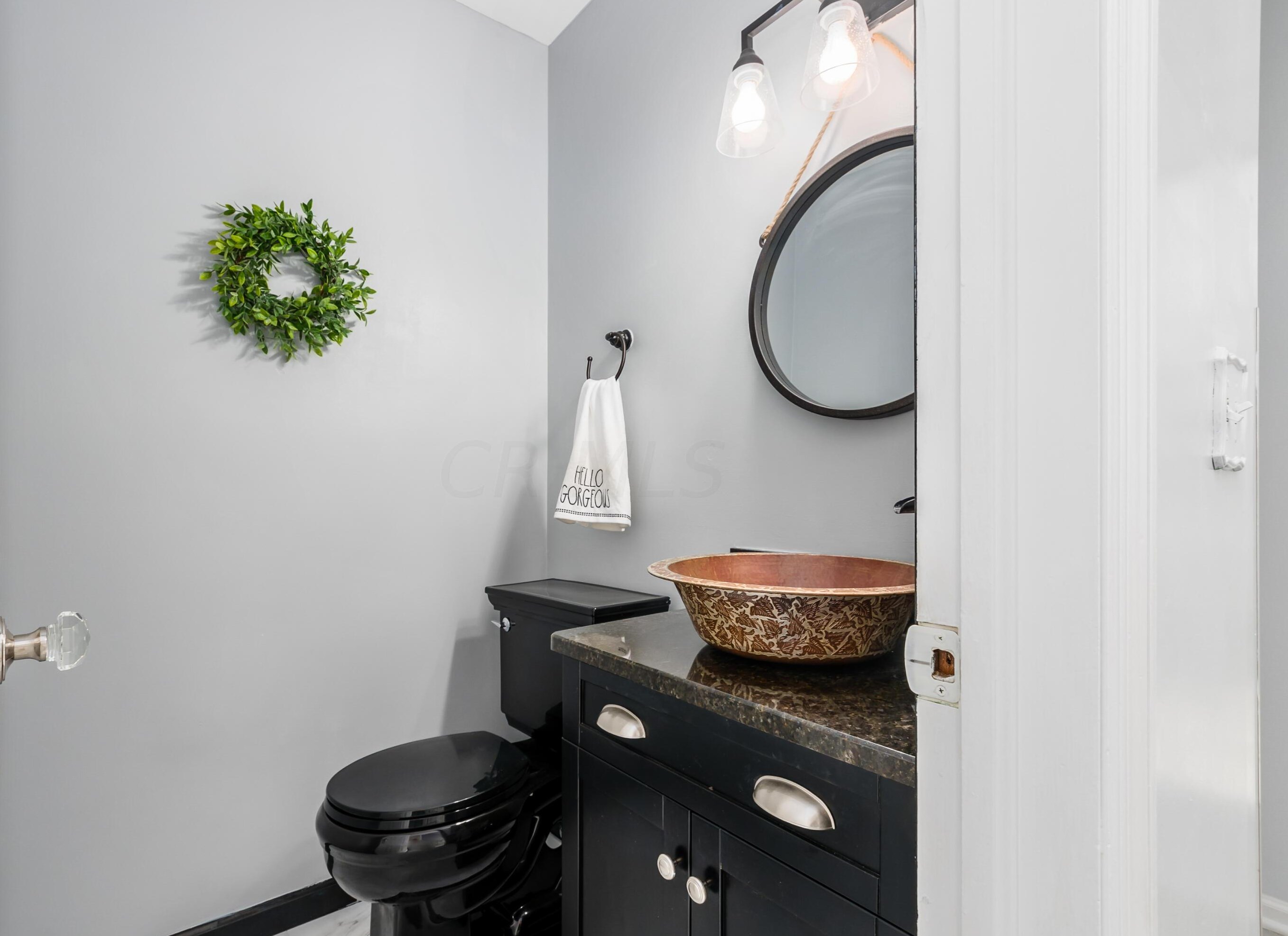 1358 Reymond Rd, Columbus OH exterior