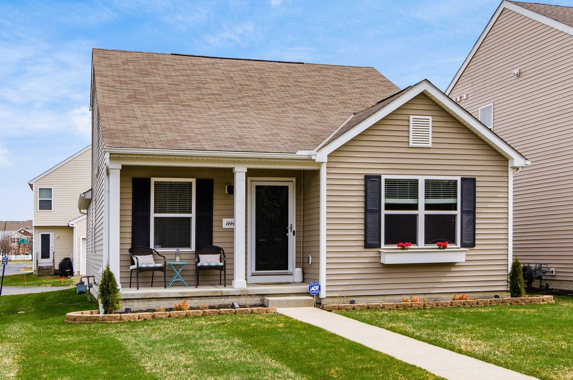 1444 Bellow Falls Pl, Columbus OH  43228-8936 exterior