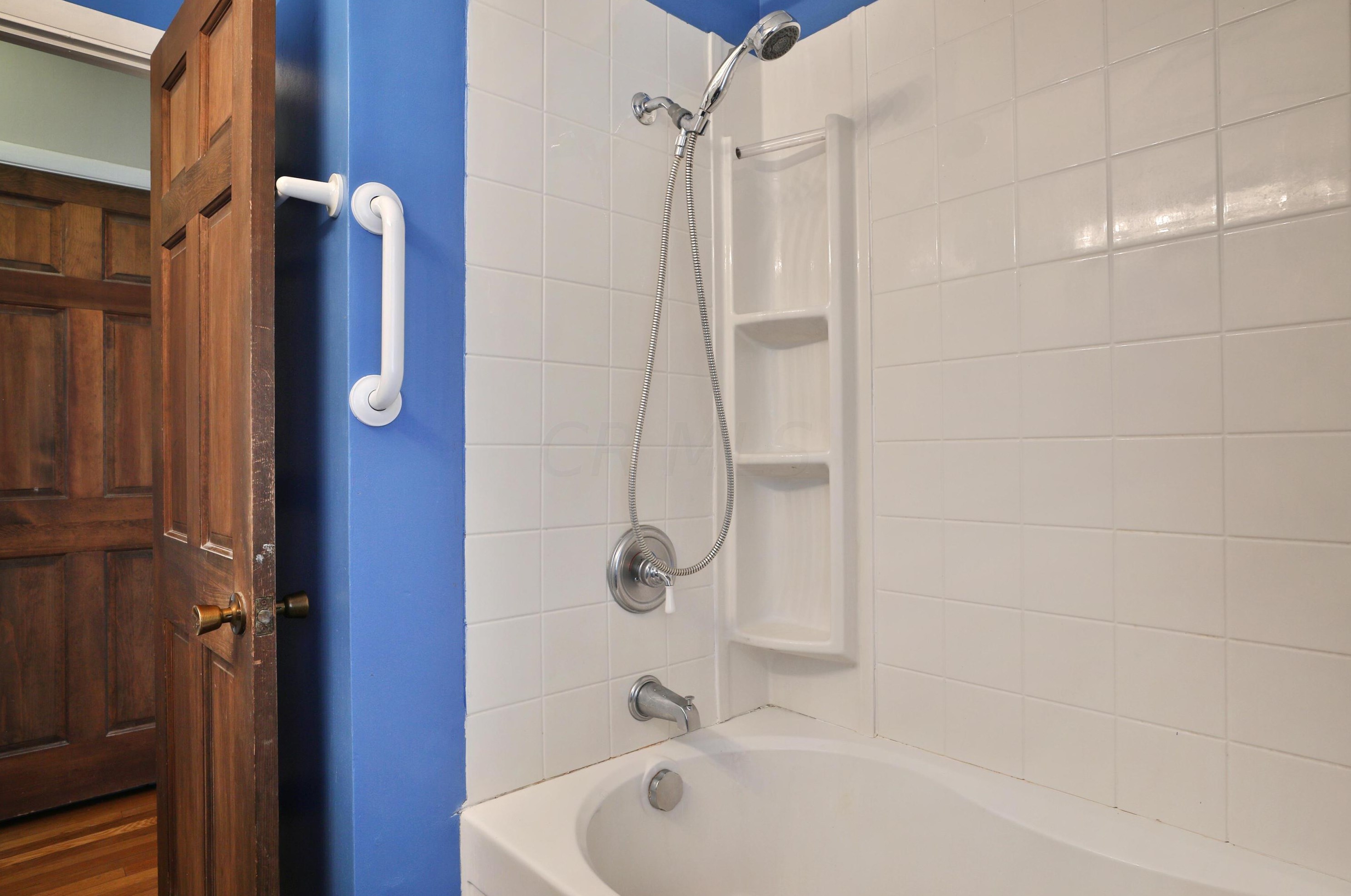 349 Danhurst Rd, Columbus OH 43228-1343 exterior