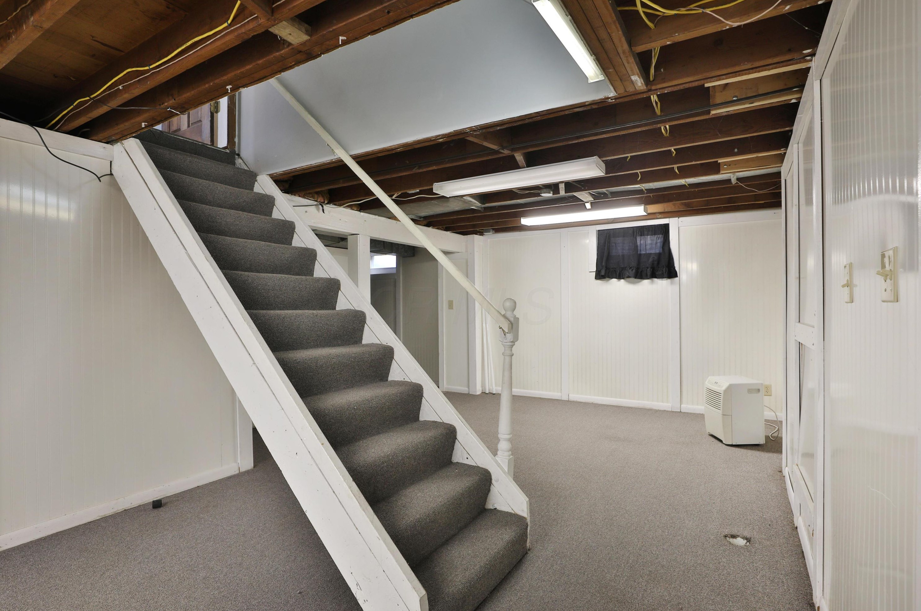 349 Danhurst Rd, Columbus OH 43228-1343 exterior