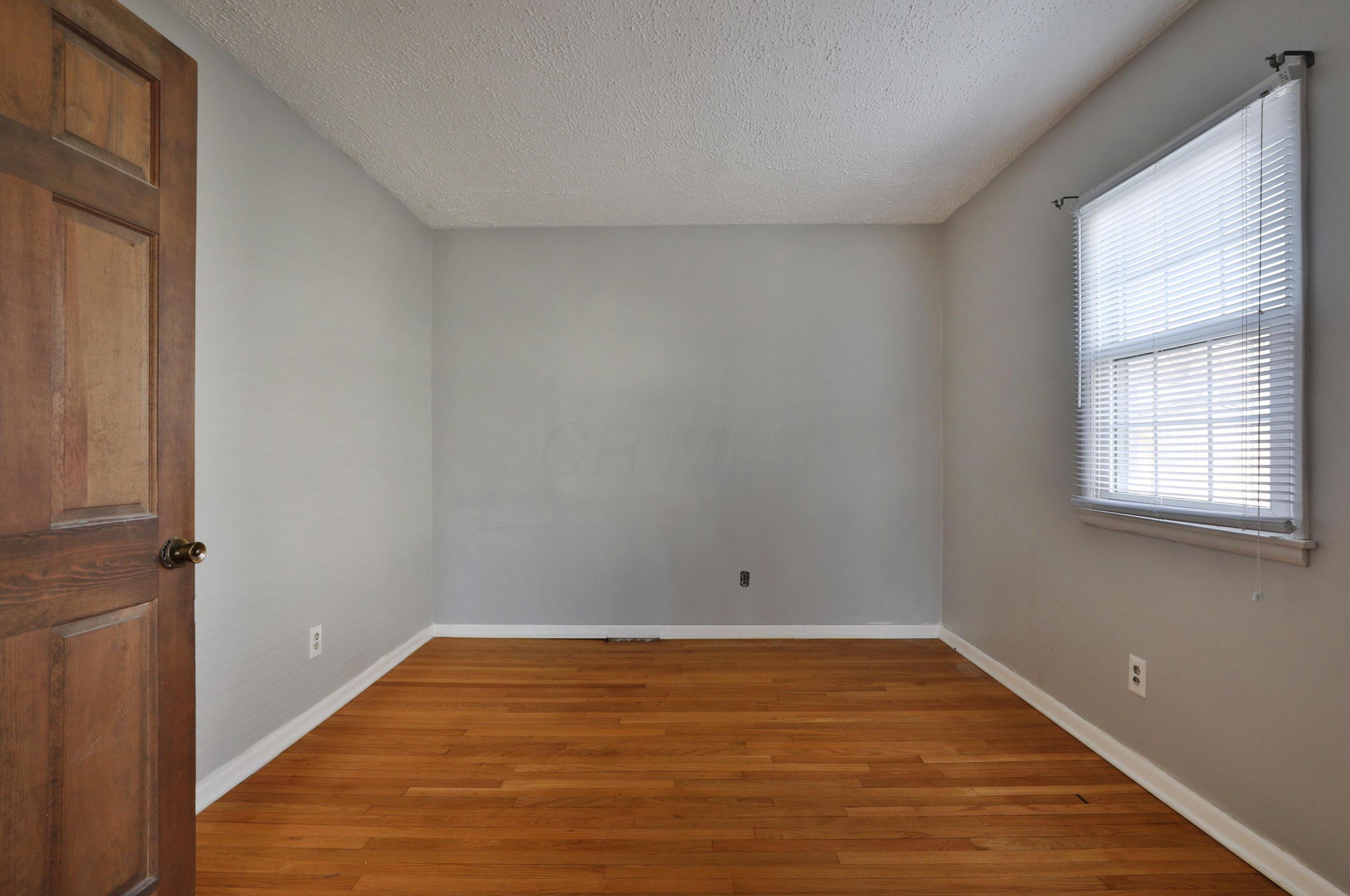 349 Danhurst Rd, Columbus OH 43228-1343 exterior