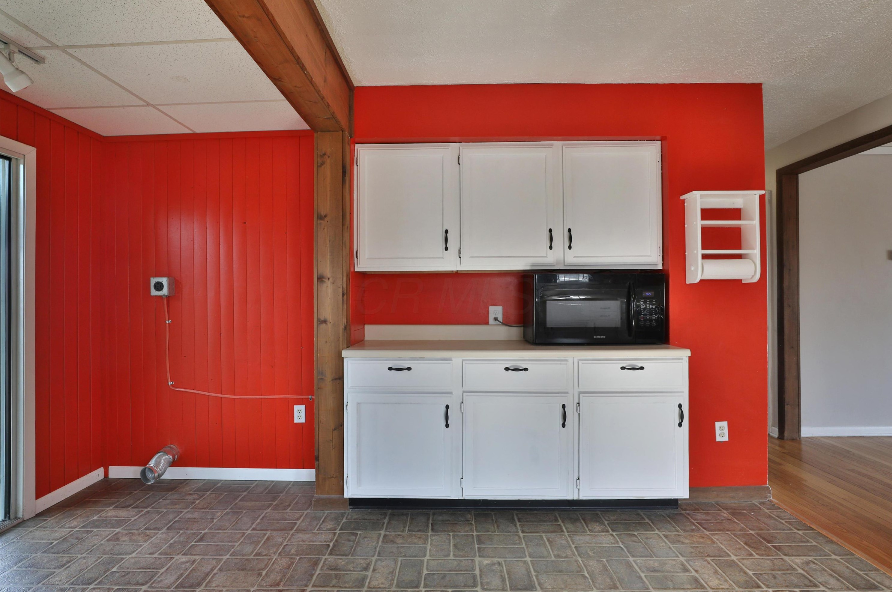 349 Danhurst Rd, Columbus OH 43228-1343 exterior