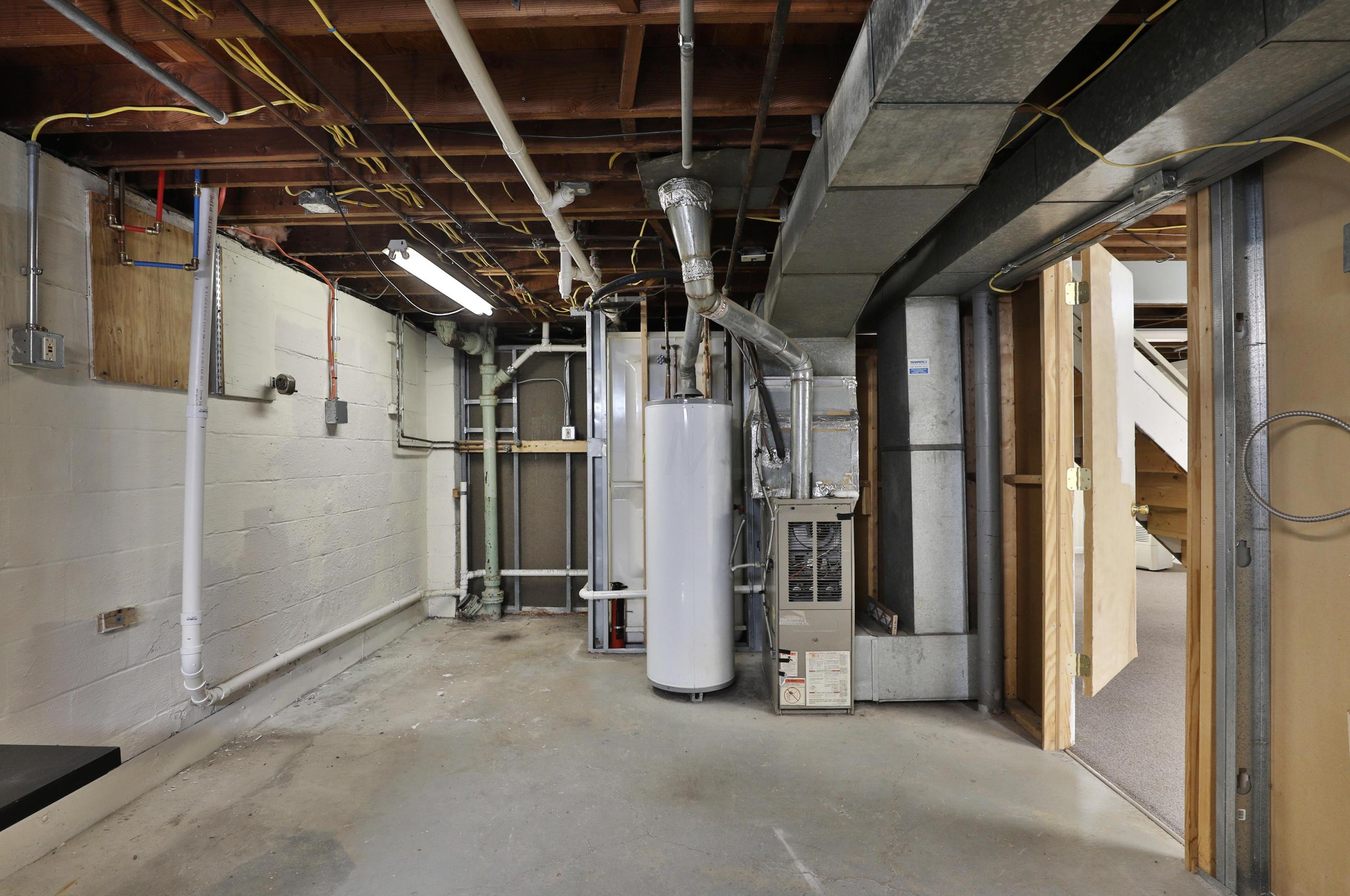 349 Danhurst Rd, Columbus OH 43228-1343 exterior