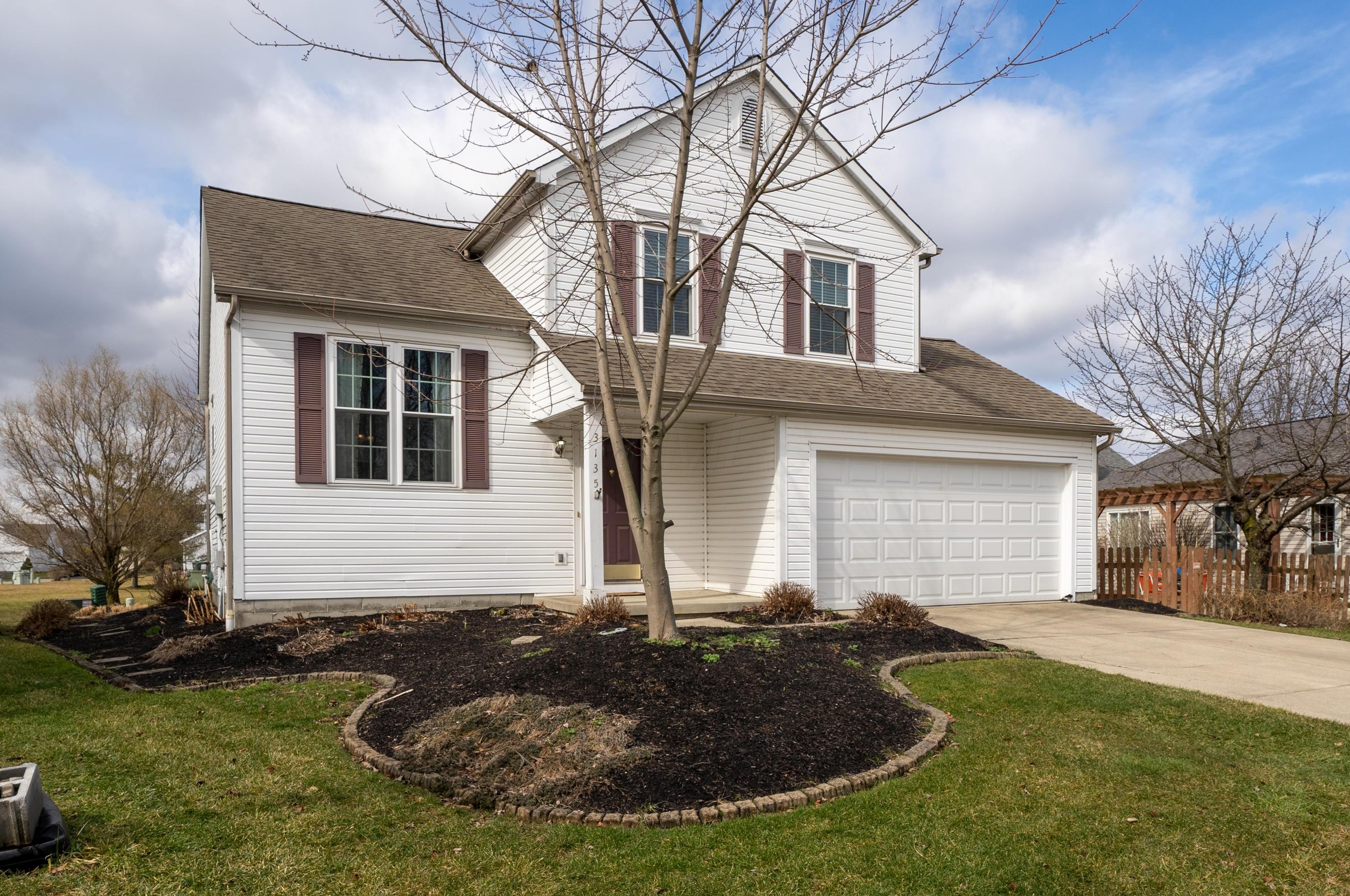 3135 Grand Haven Dr, Pickerington, OH 43147-8736