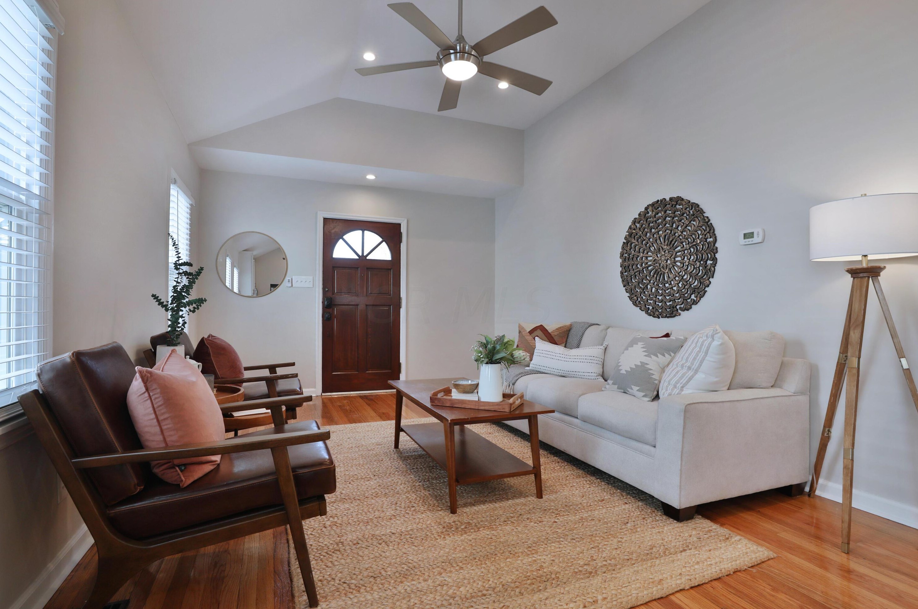 251 Jeffrey Pl, Columbus OH 43214-1706 exterior