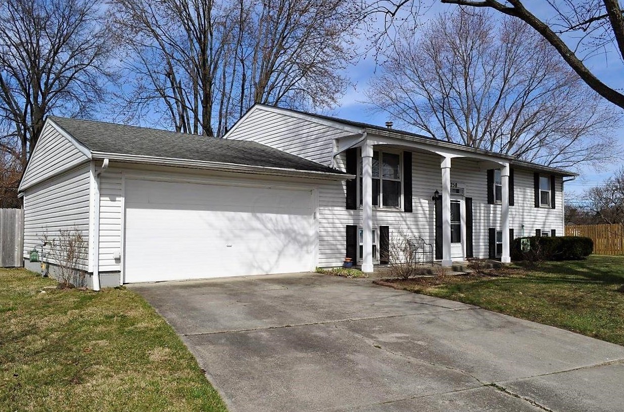 258 Cotswold Pl, Columbus, OH 43230-2512