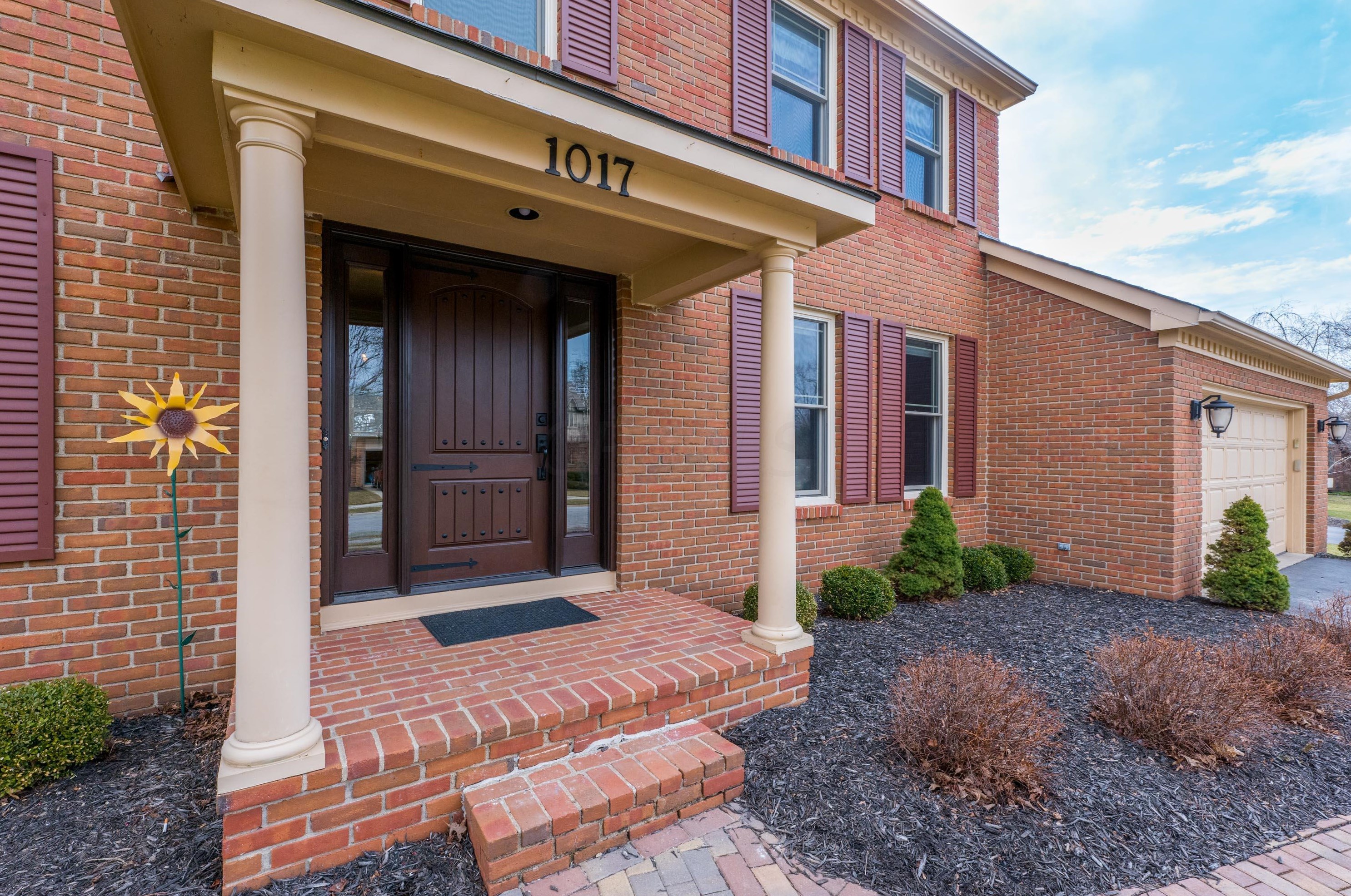 1017 Talltree Ct, Westerville, OH 43081-3221
