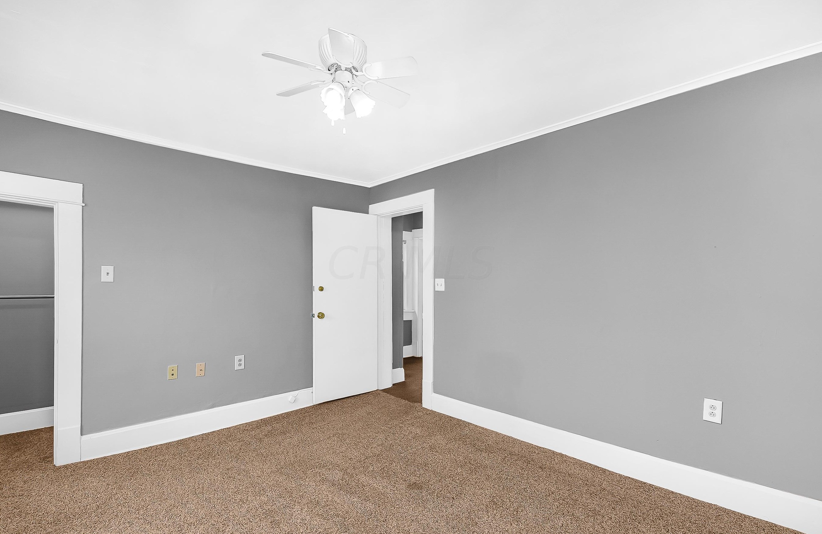 102 Blake Ave, Columbus OH 43202-2908 exterior