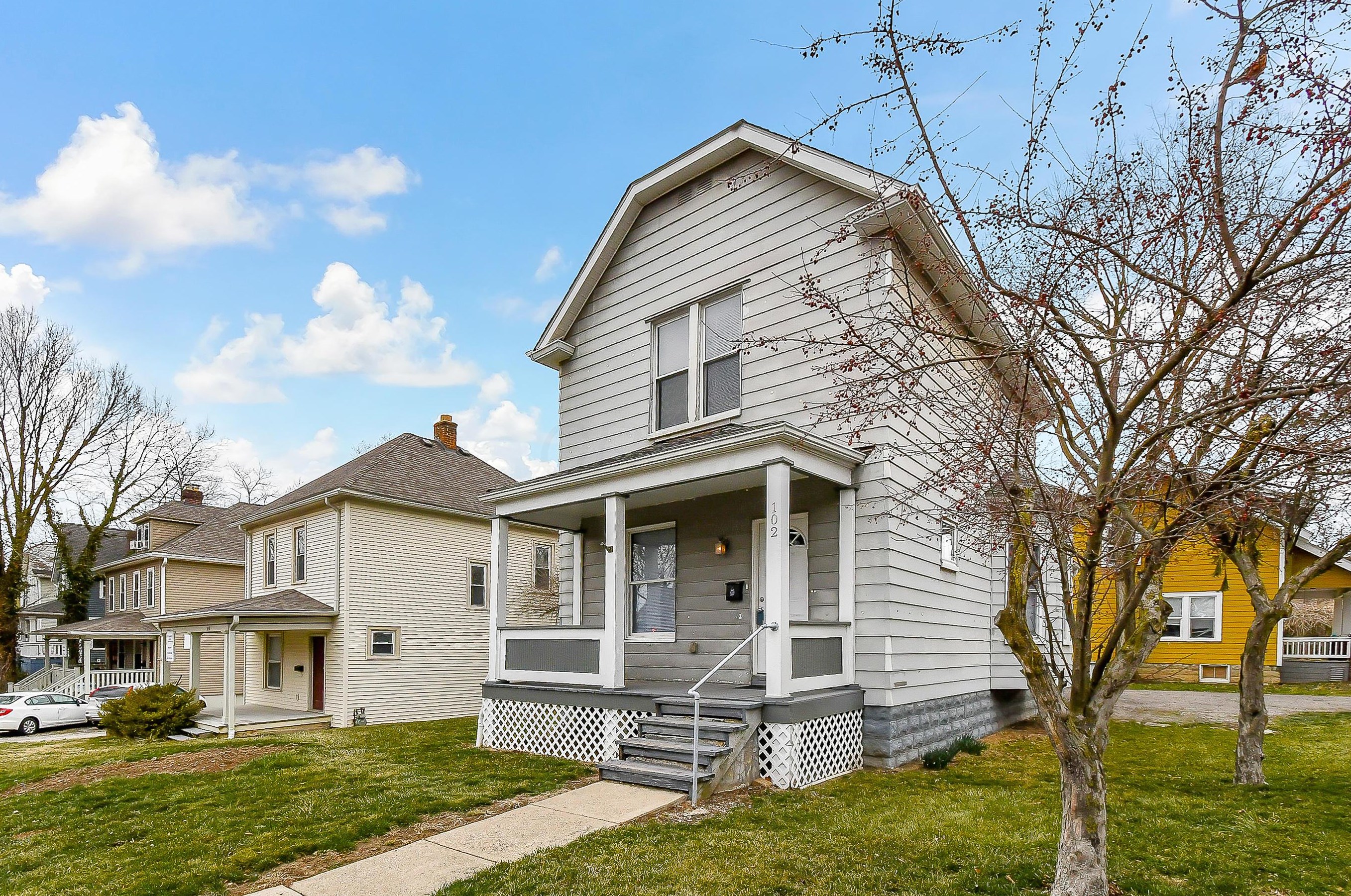 102 Blake Ave, Columbus OH 43202-2908 exterior