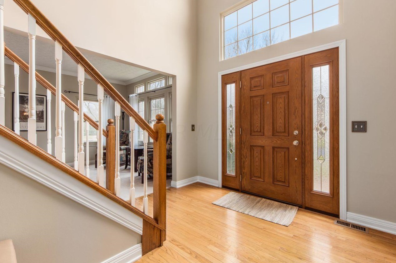 6266 Manteo Dr, Dublin, OH 43016-8481