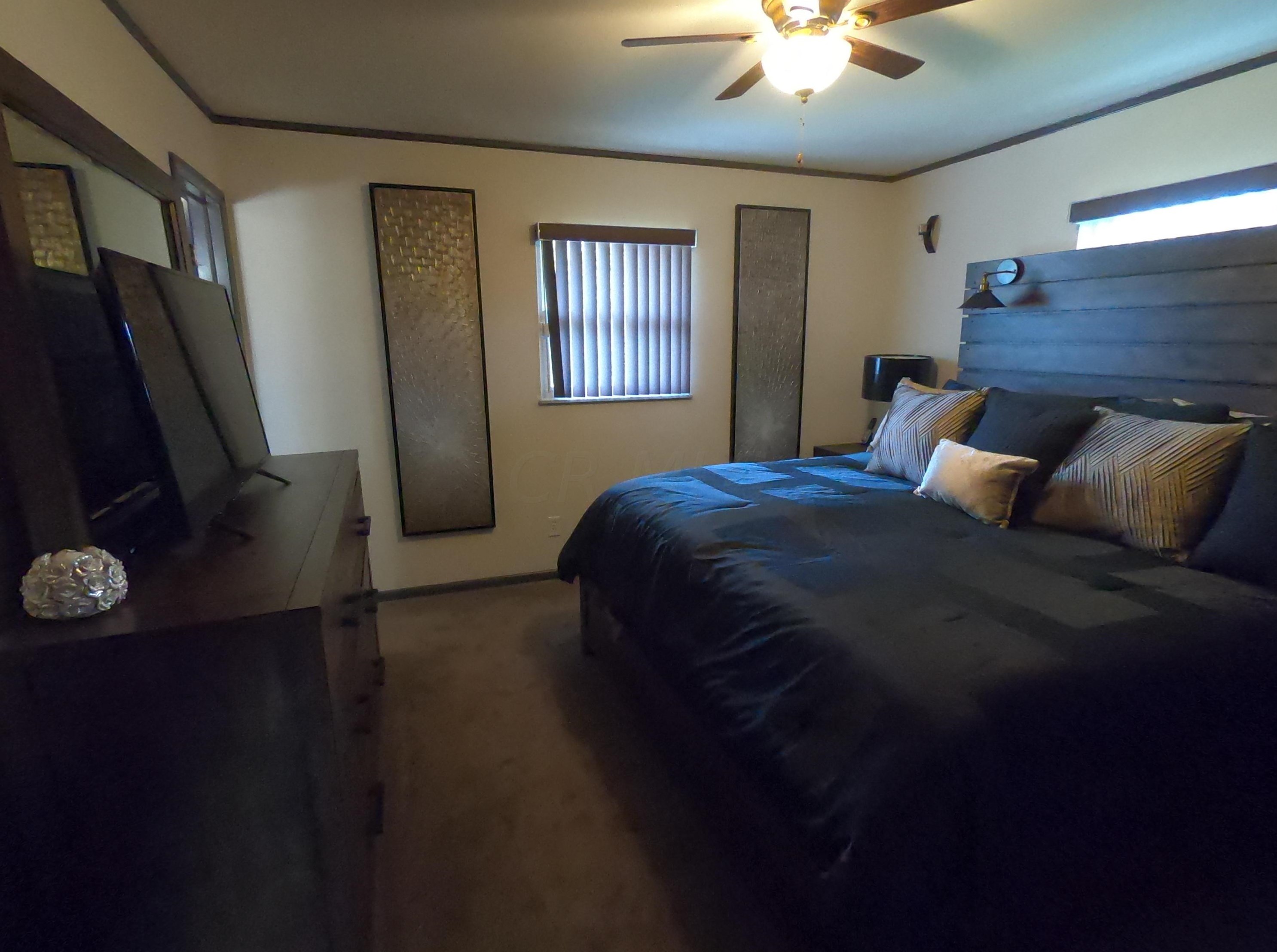 5460 Sandalwood Blvd, Columbus OH 43229-4475 exterior