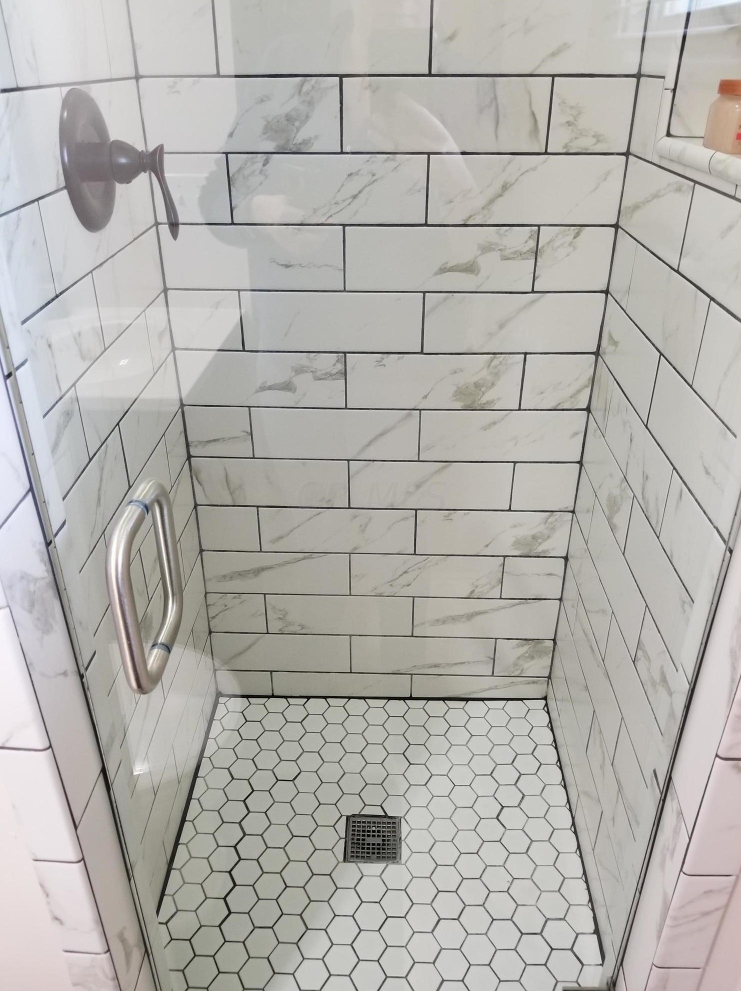 5460 Sandalwood Blvd, Columbus OH 43229-4475 exterior