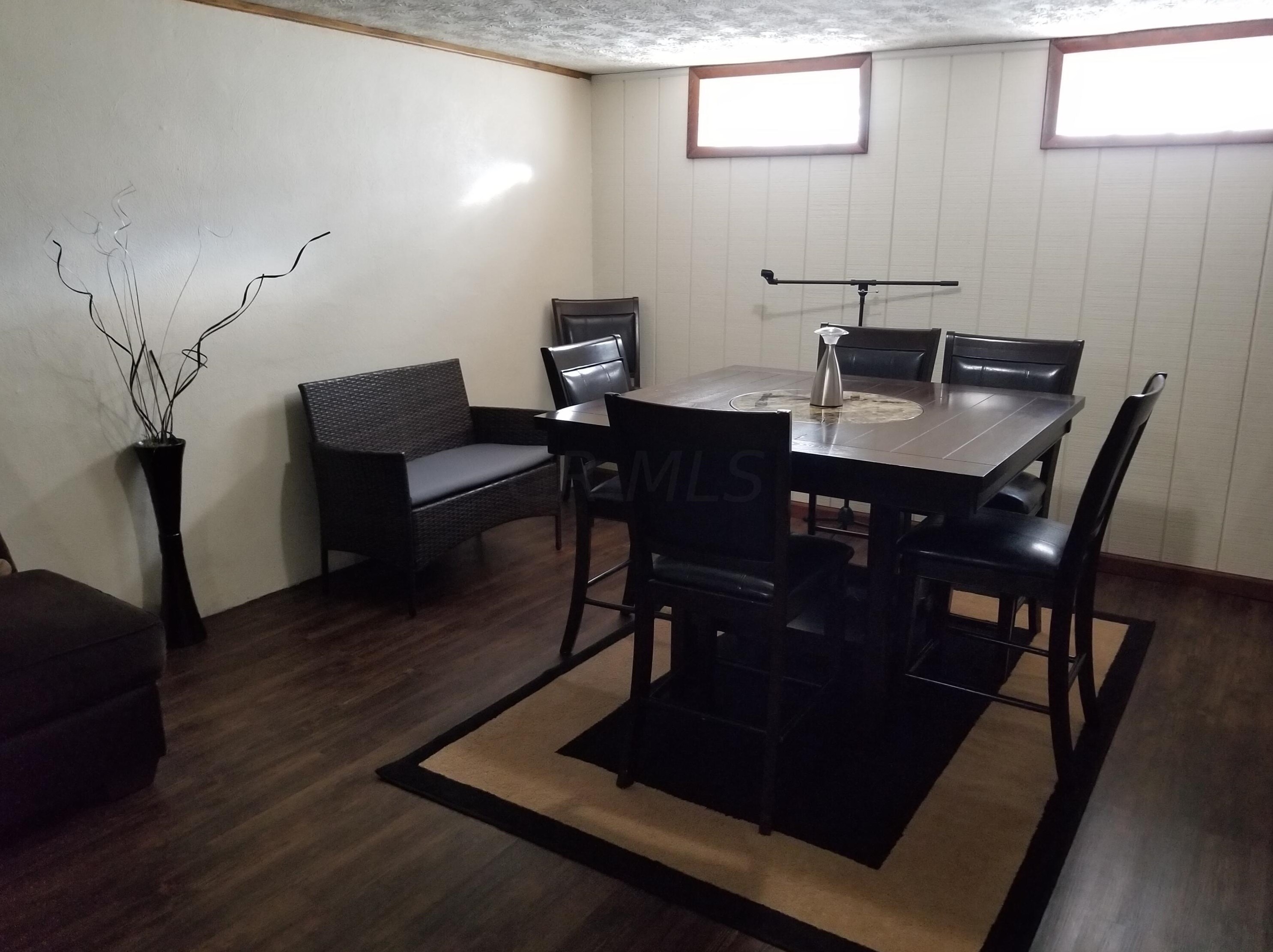 5460 Sandalwood Blvd, Columbus OH 43229-4475 exterior