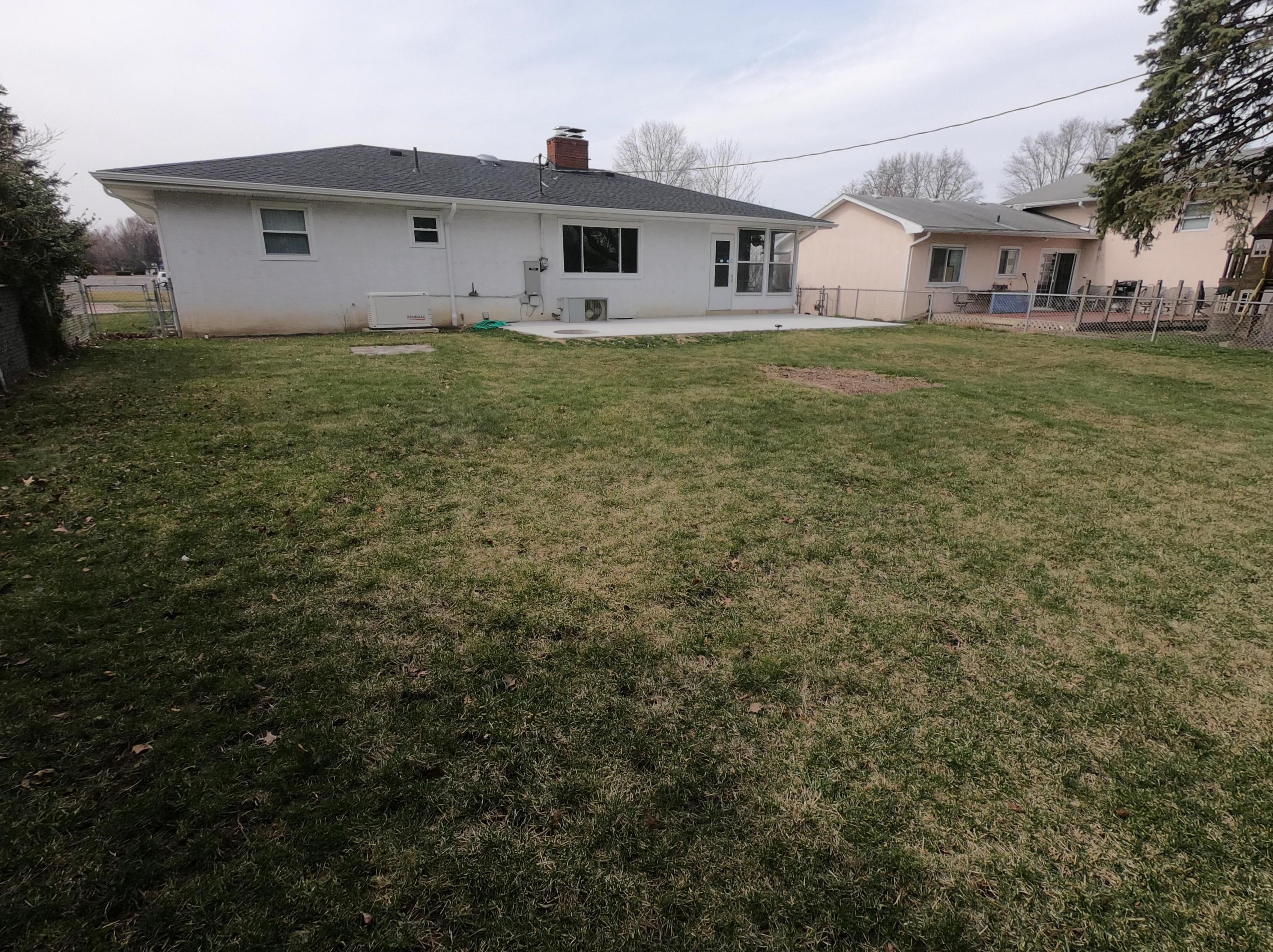 5460 Sandalwood Blvd, Columbus OH 43229-4475 exterior