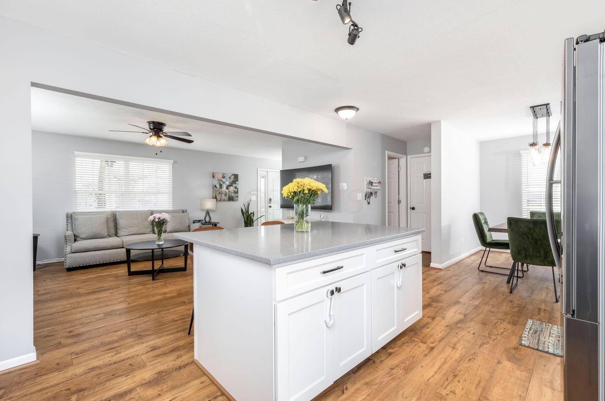 437 Taylor Ave, Columbus OH 43203-1227 exterior