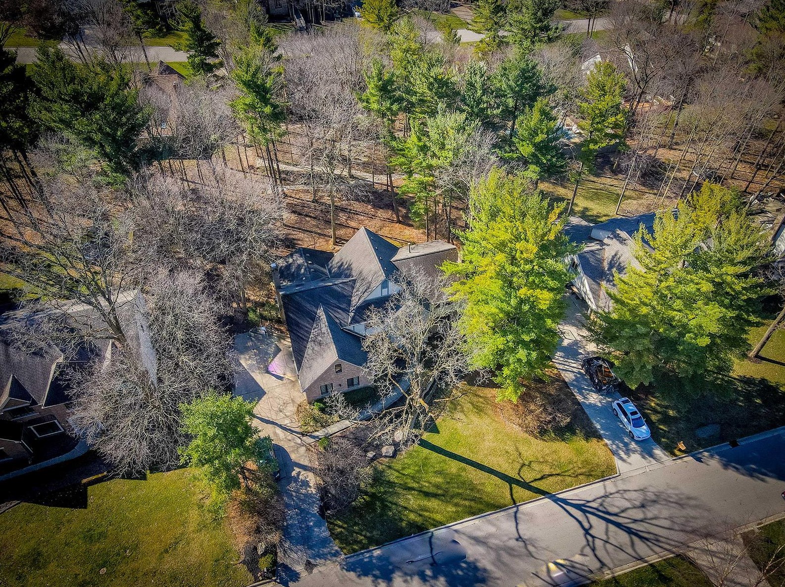 395 Meditation Ln, Columbus OH 43235-1456 exterior