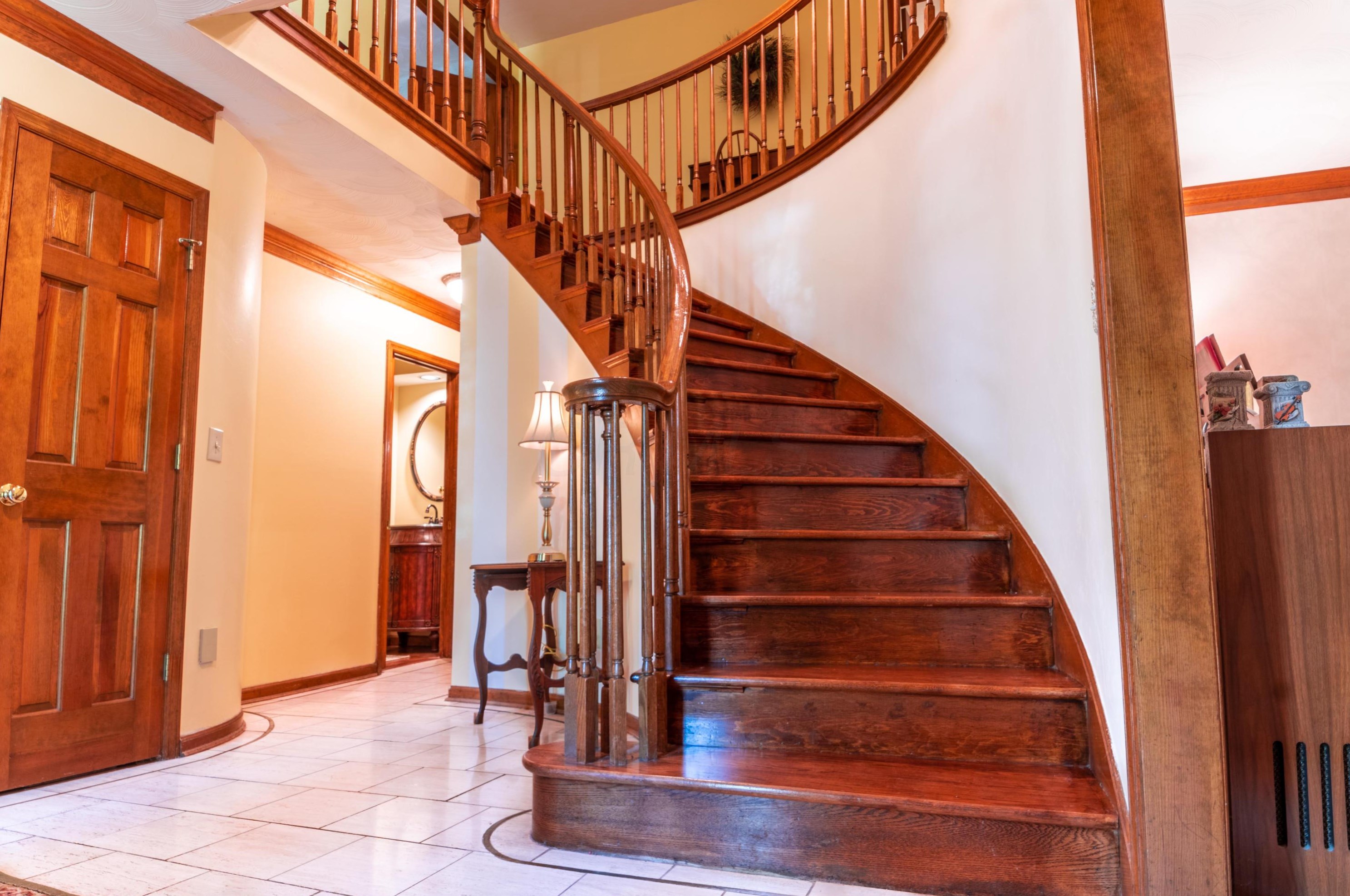 395 Meditation Ln, Columbus, OH 43235-4601